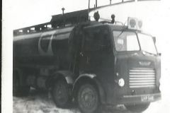 Oil_delivery_distillery_1950s-56-2000-2000-80-rd-255-255-255