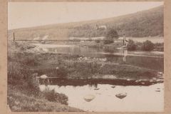 Swing_Bridge_Below_Old_Clune_Lodge-128-2000-2000-80-rd-255-255-255