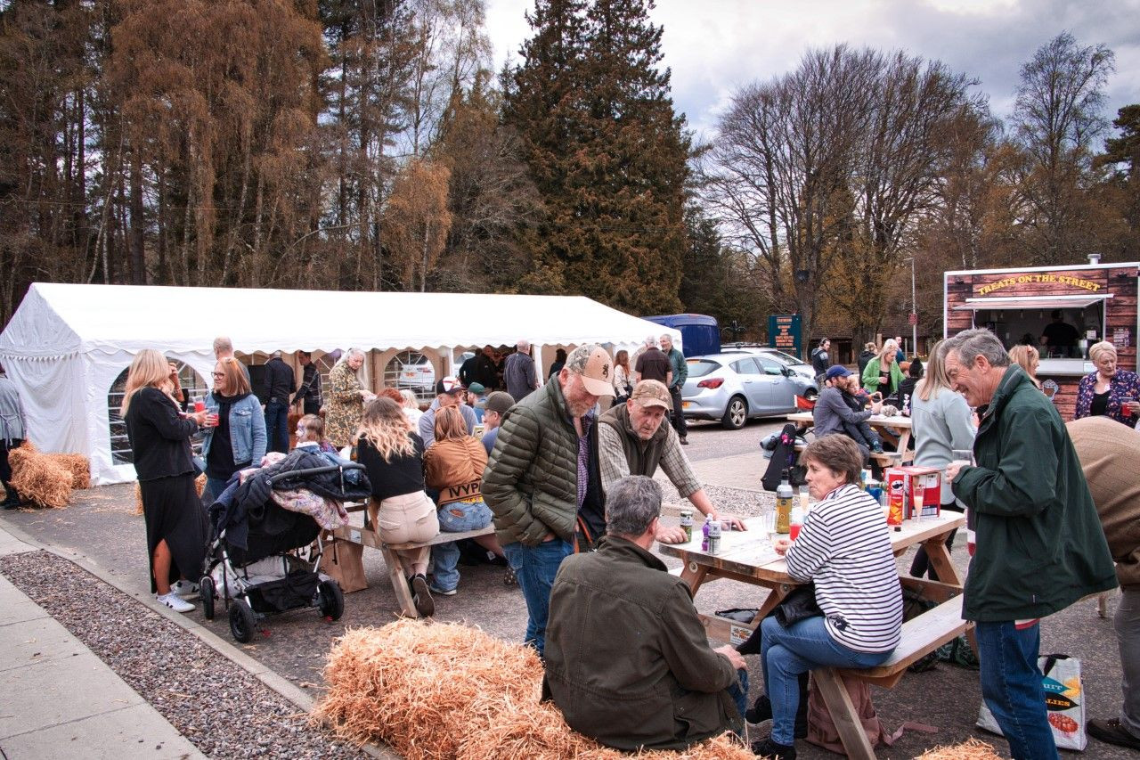 Highland residents show community spirit as Strathdearn street party hailed roaring success